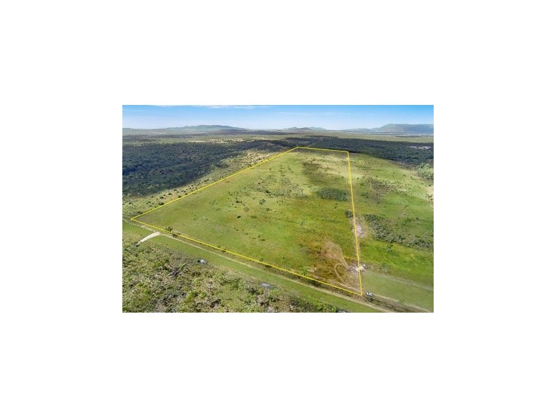 10 Rock Road, Rangewood QLD 4817