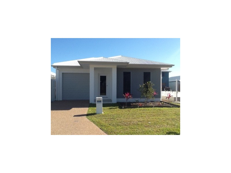 9 Huxley Crescent, Oonoonba QLD 4811