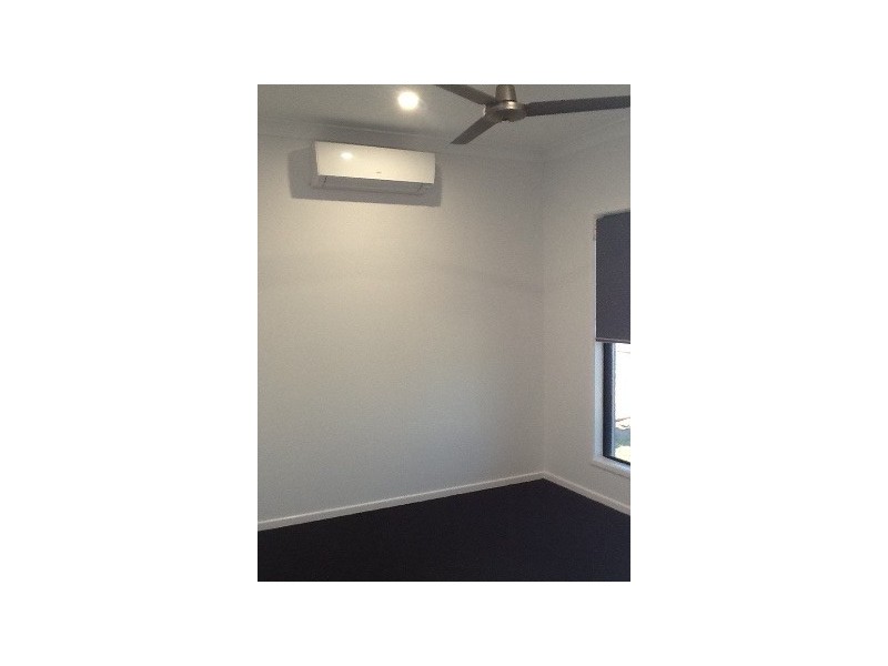 9 Huxley Crescent, Oonoonba QLD 4811