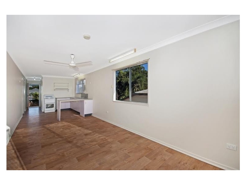 85 Perkins Street, South Townsville QLD 4810