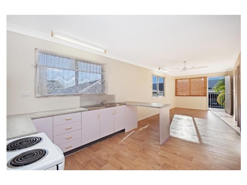 85 Perkins Street, South Townsville QLD 4810