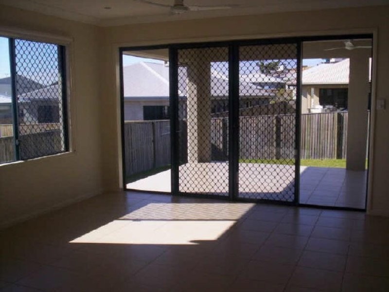 13 Keswick Street, Bushland Beach QLD 4818