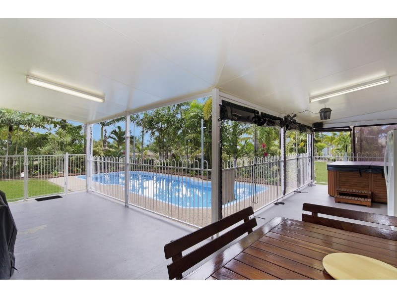 13 Loriston Road, Mount Low QLD 4818