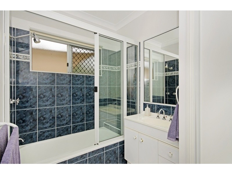 13 Loriston Road, Mount Low QLD 4818