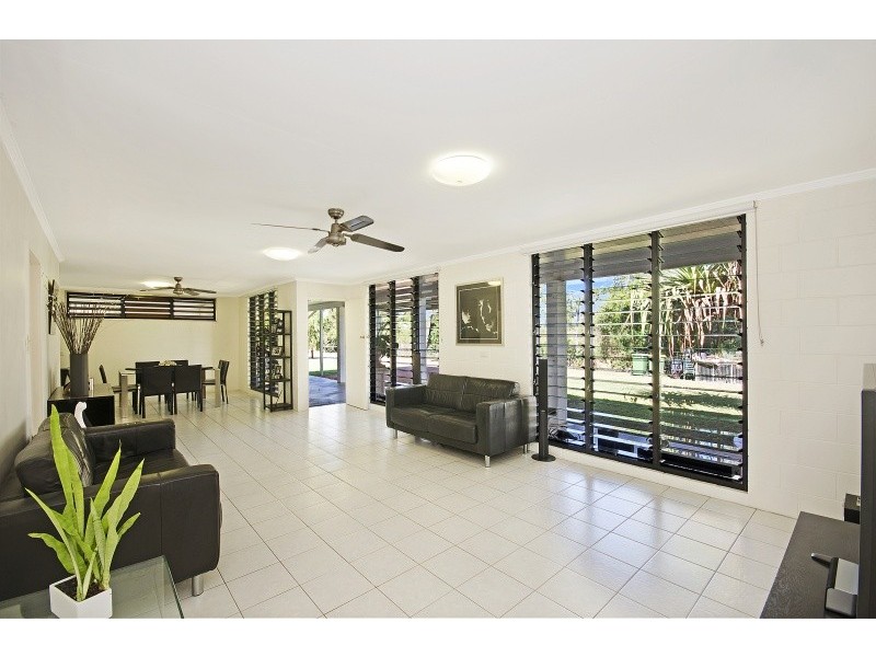 77 Wackett Street, Pallarenda QLD 4810