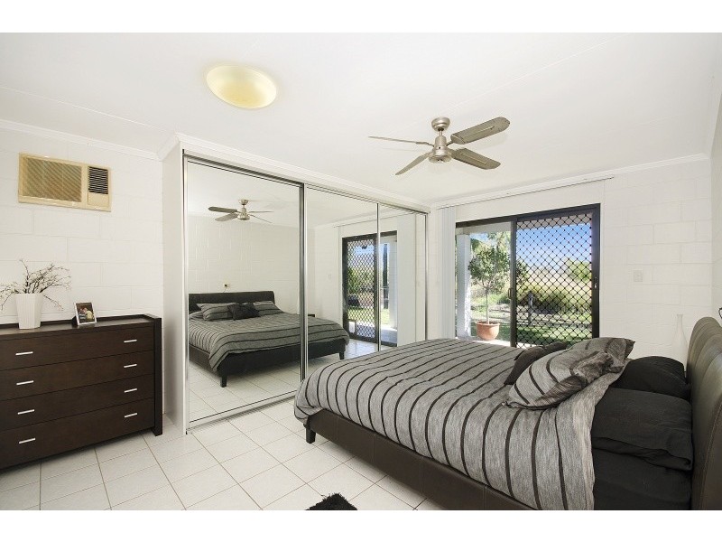 77 Wackett Street, Pallarenda QLD 4810