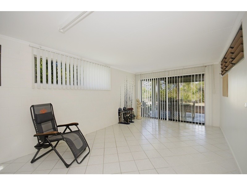 77 Wackett Street, Pallarenda QLD 4810