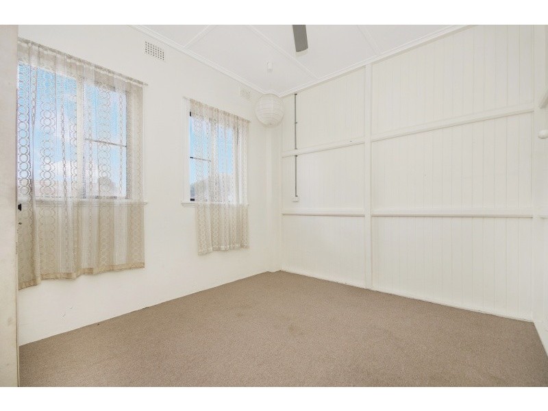 18 Herbert Street, Ingham QLD 4850