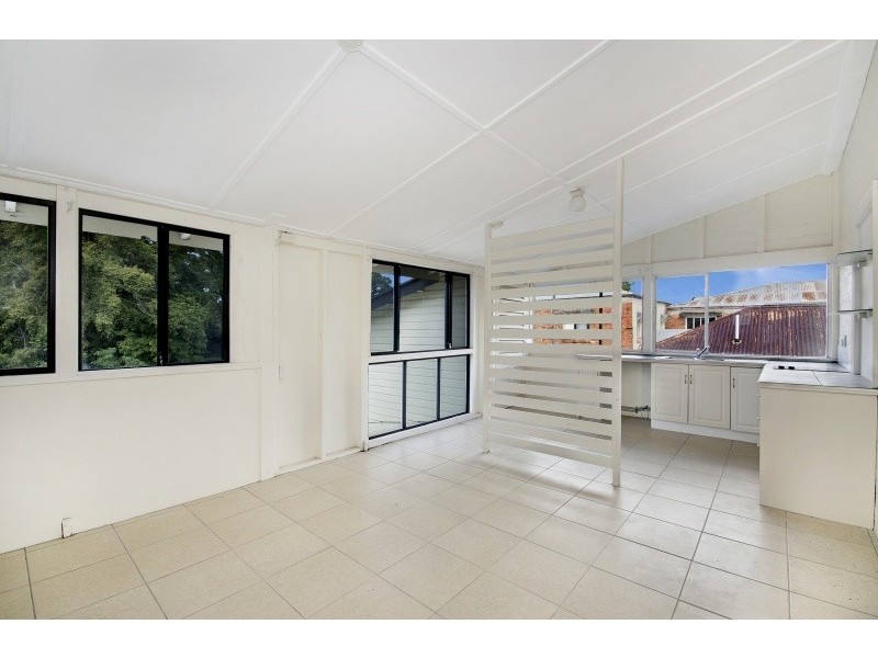 18 Herbert Street, Ingham QLD 4850