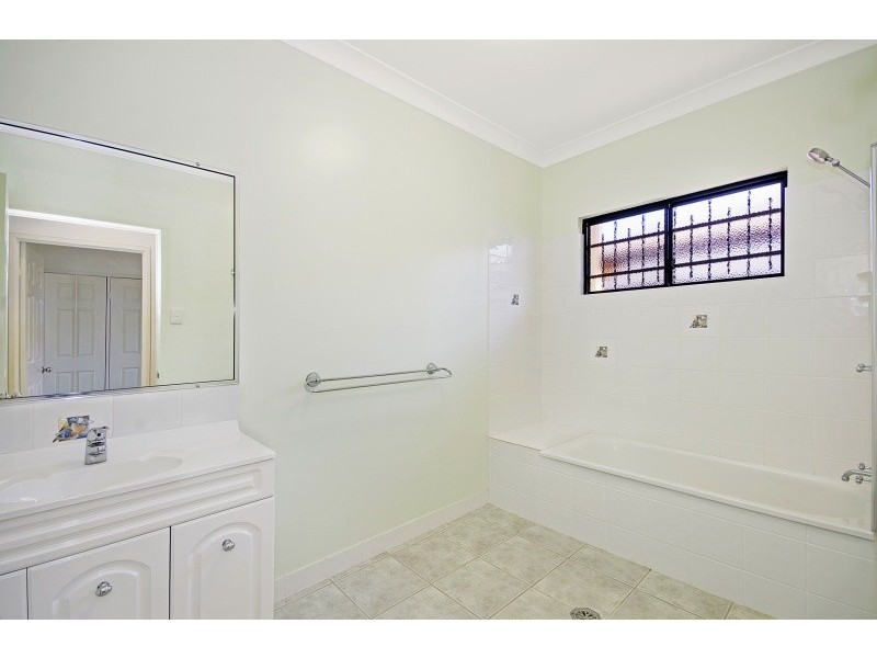 19 Monaro Circuit, Mount Louisa QLD 4814