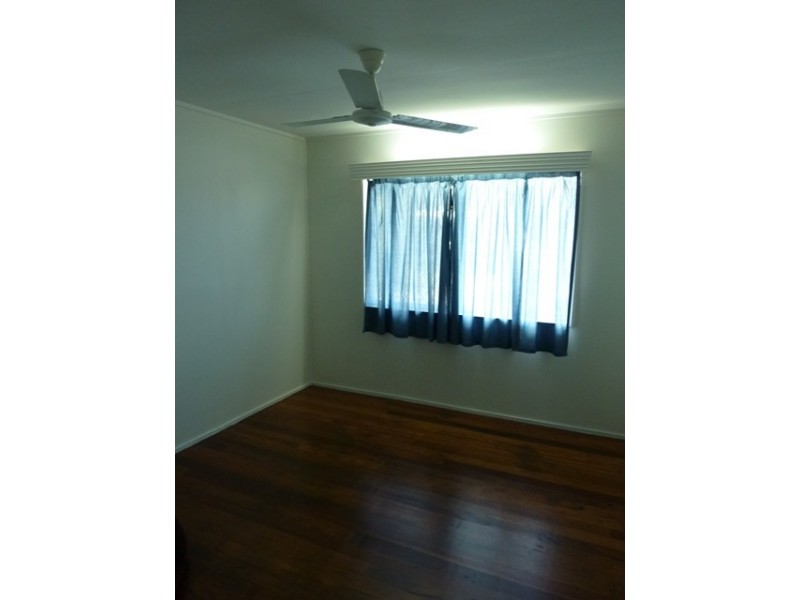 7 Gill Street, Kirwan QLD 4817