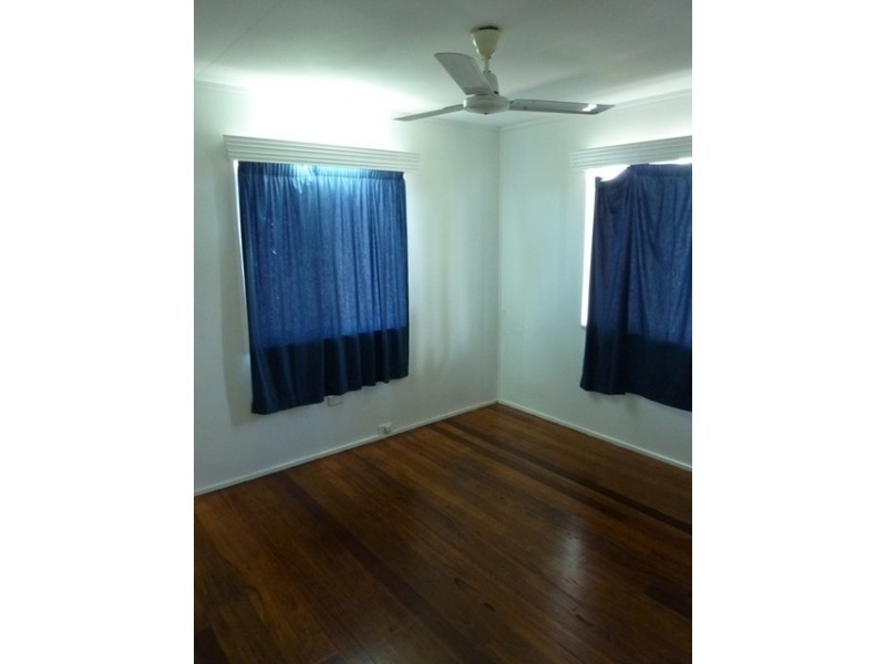 7 Gill Street, Kirwan QLD 4817