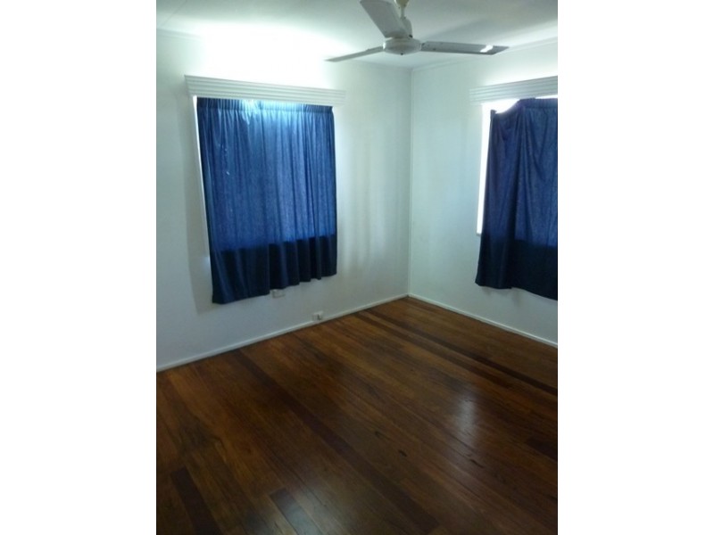 7 Gill Street, Kirwan QLD 4817