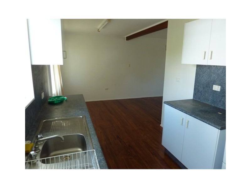 7 Gill Street, Kirwan QLD 4817