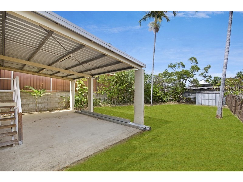 22 North Street, West End QLD 4810