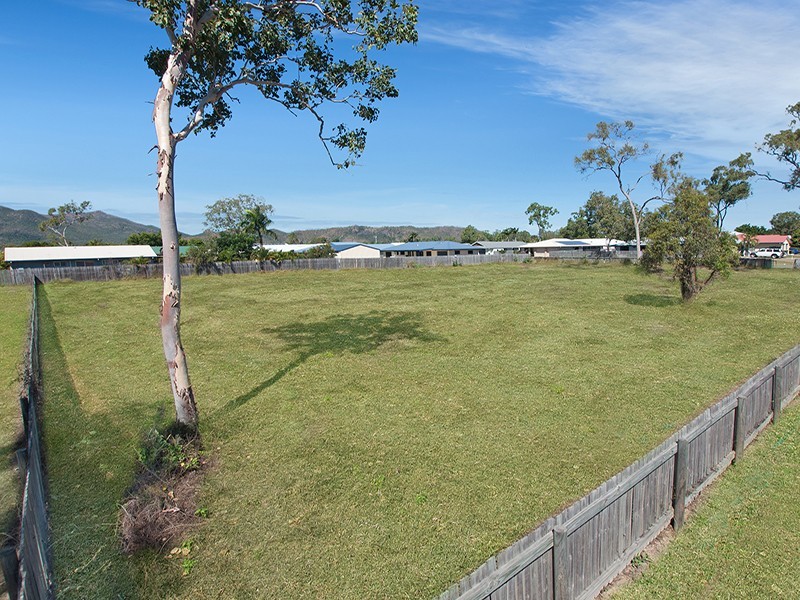 31-35 Janelle Street, Kelso QLD 4815