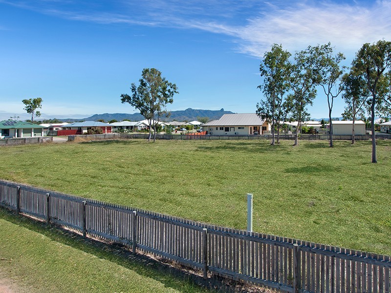 31-35 Janelle Street, Kelso QLD 4815