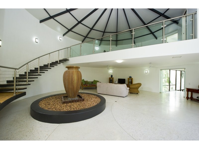 24 The Grove, Nelly Bay QLD 4819