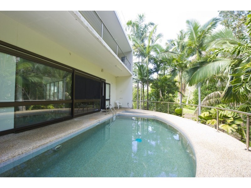 24 The Grove, Nelly Bay QLD 4819