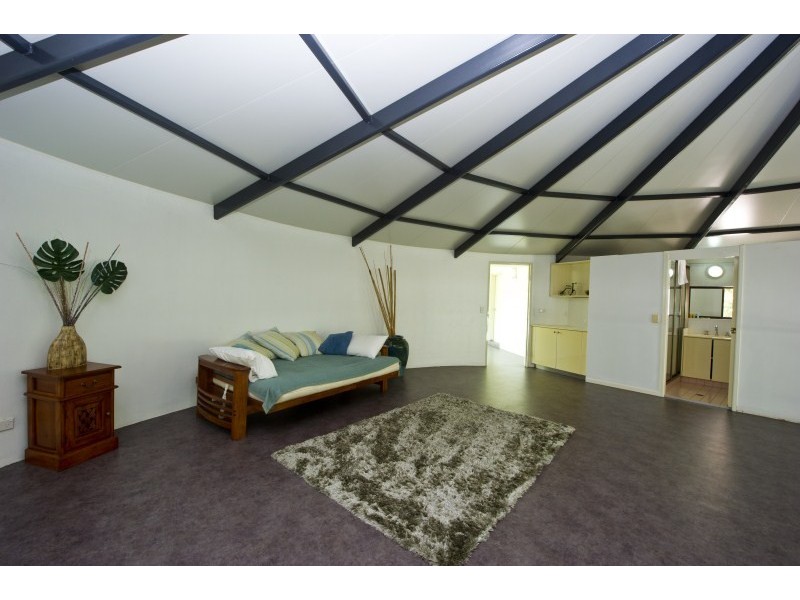 24 The Grove, Nelly Bay QLD 4819