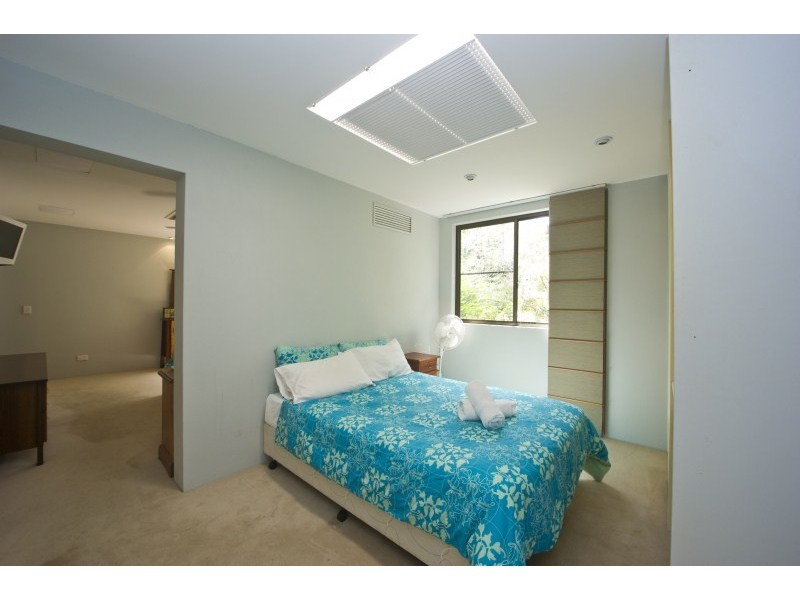 24 The Grove, Nelly Bay QLD 4819