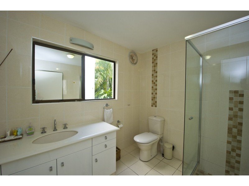 24 The Grove, Nelly Bay QLD 4819