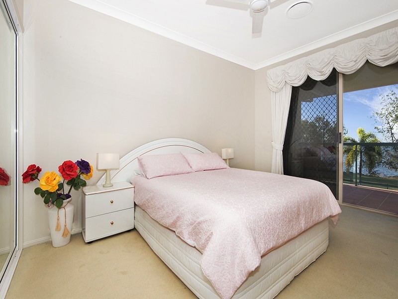 60 Waterview Drive, Bushland Beach QLD 4818