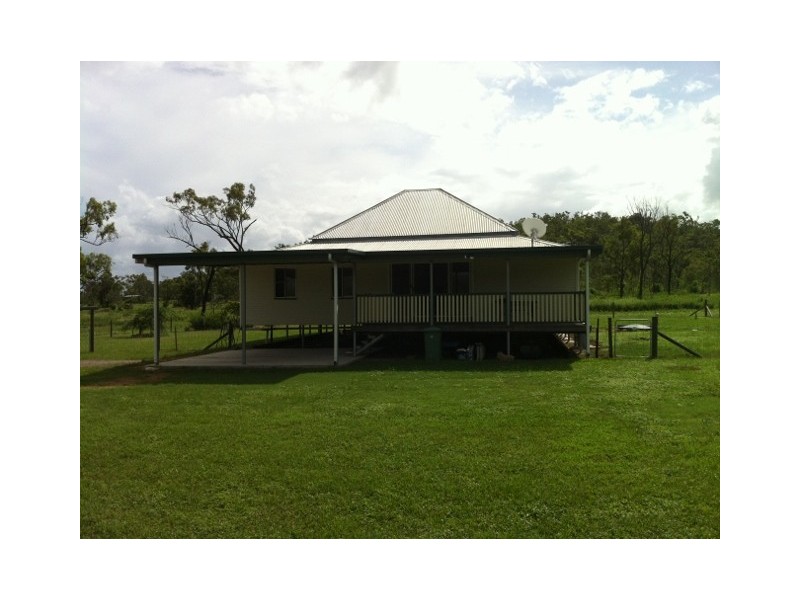 12a Brady Road, Oak Valley QLD 4811