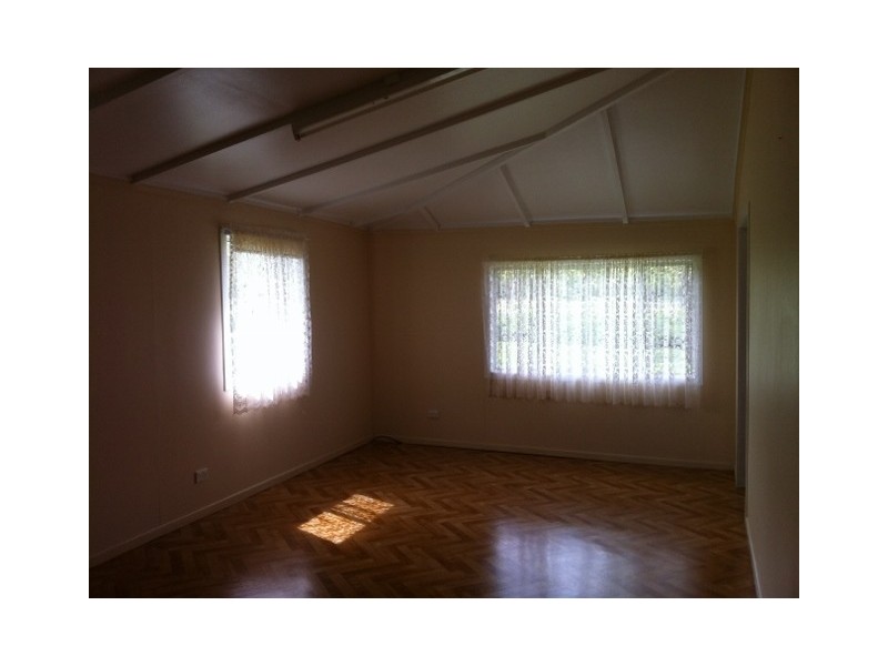 12a Brady Road, Oak Valley QLD 4811