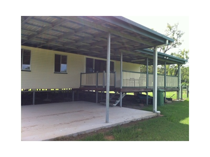 12a Brady Road, Oak Valley QLD 4811