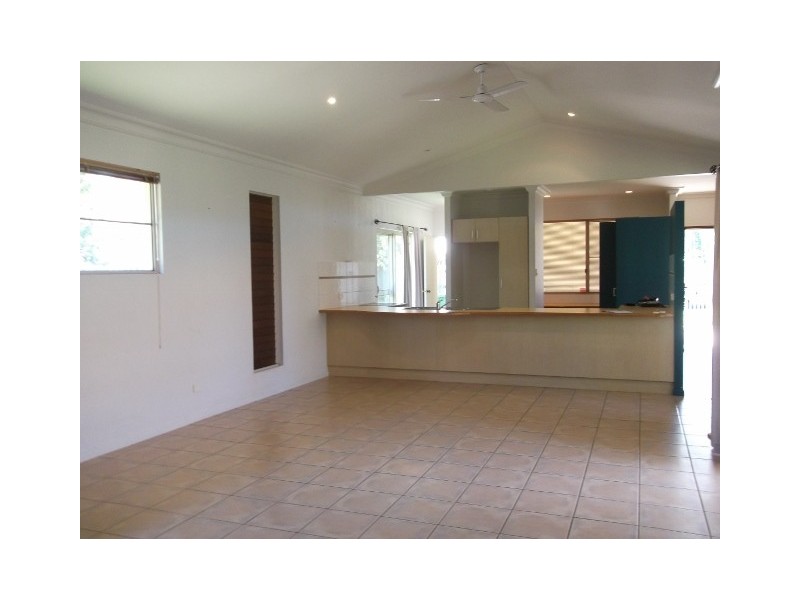 8 Amarina Court, Annandale QLD 4814