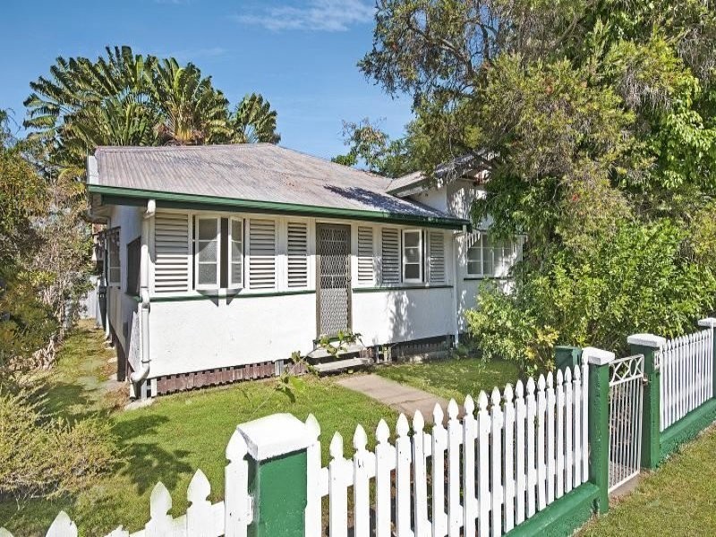 26 Plant Street, West End QLD 4810