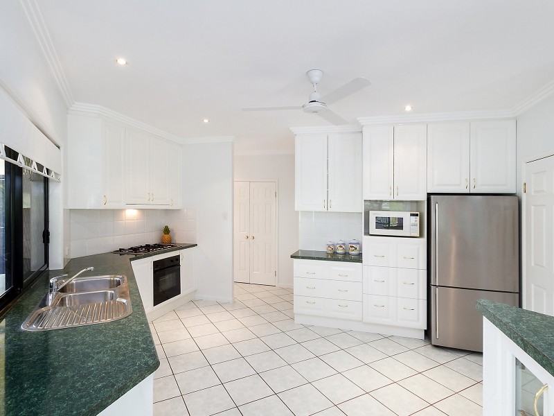 17 Regatta Crescent, Douglas QLD 4814