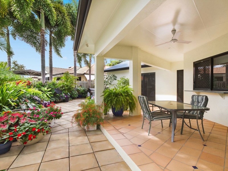 17 Regatta Crescent, Douglas QLD 4814