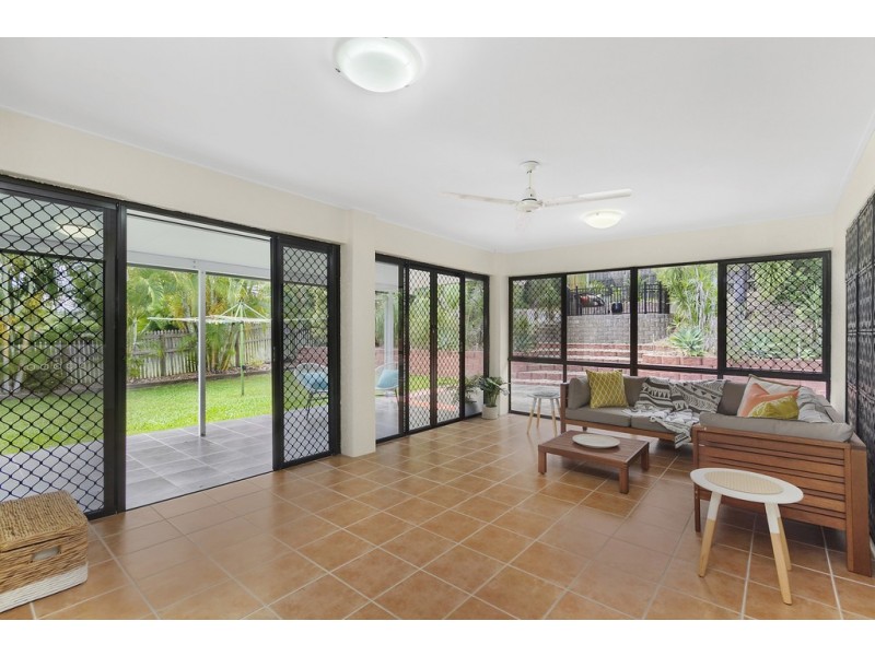 54 Riverbend Drive, Douglas QLD 4814