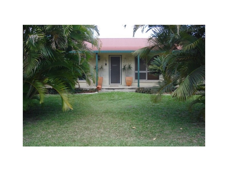 2 Lornsleigh Street, Mount Louisa QLD 4814