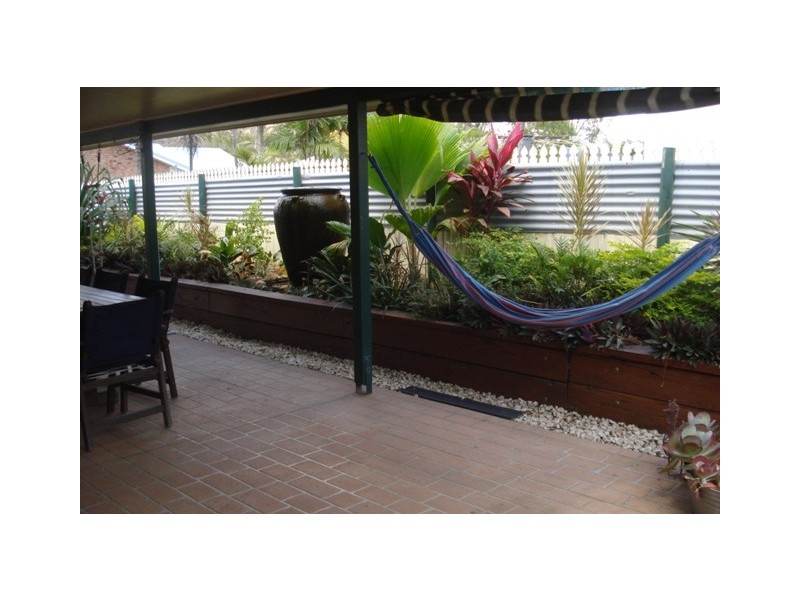 2 Lornsleigh Street, Mount Louisa QLD 4814