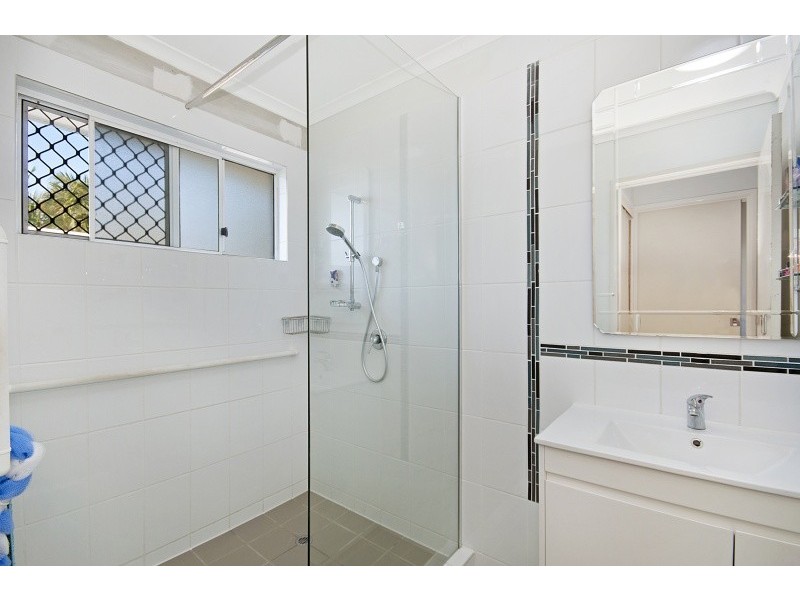 12 Margaret-Ellen Dr, Kelso QLD 4815