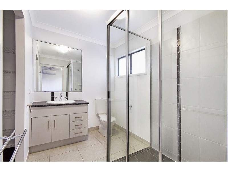 11 Nova Street, Mount Low QLD 4818