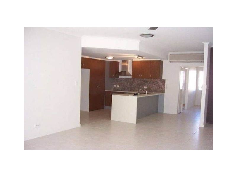 9/159 Riverside Blvd, Douglas QLD 4814