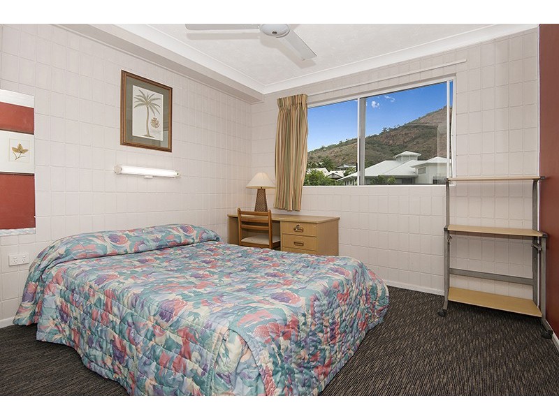 11/15 Gregory Street, North Ward QLD 4810