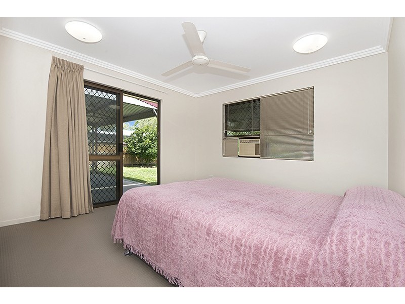 22 Winston Crescent, Kirwan QLD 4817