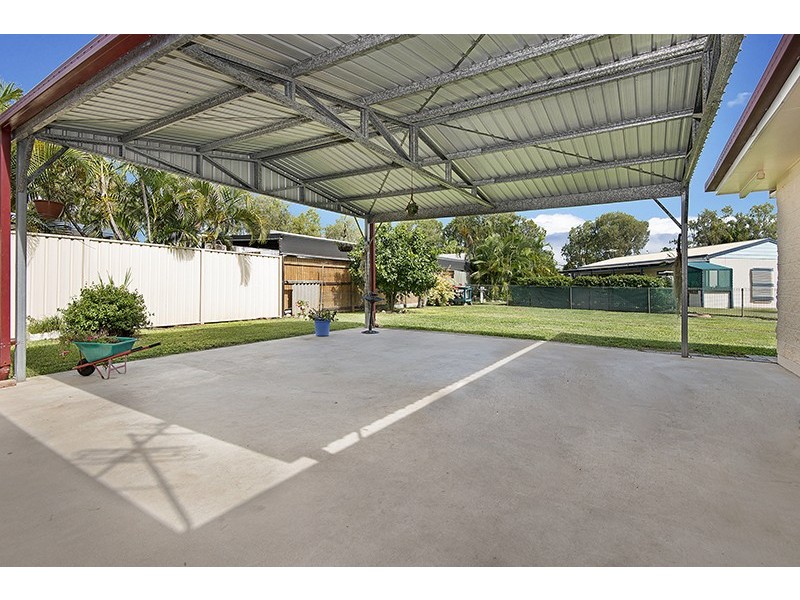 22 Winston Crescent, Kirwan QLD 4817