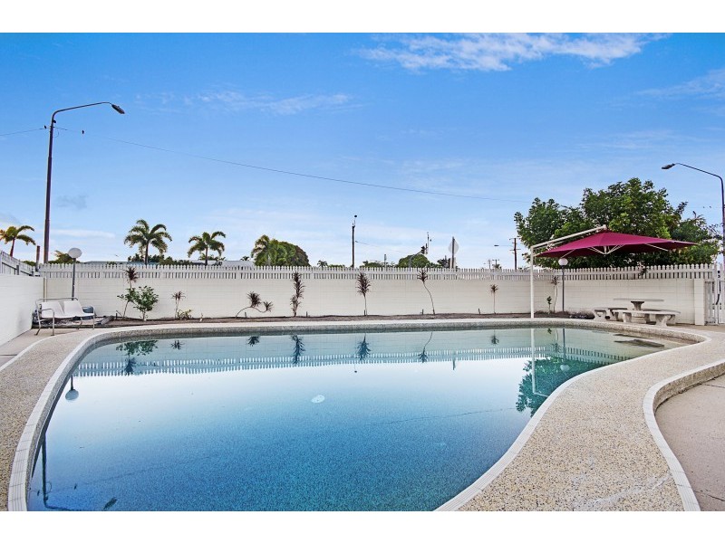 1/352 Ross River Road, Cranbrook QLD 4814