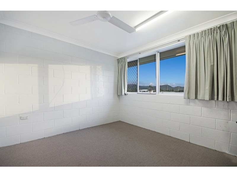 1/352 Ross River Road, Cranbrook QLD 4814