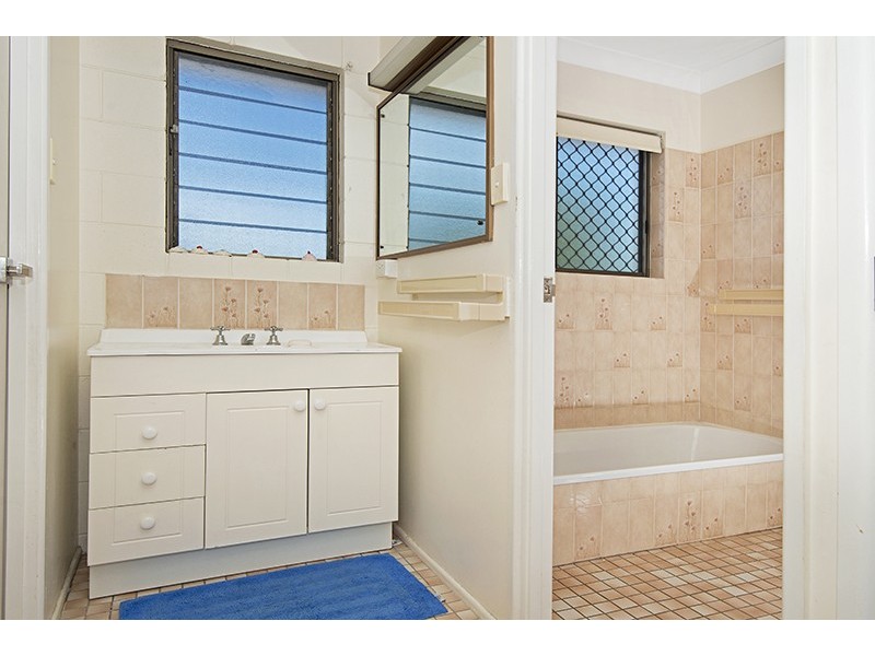 7 Norwich Court, Kirwan QLD 4817