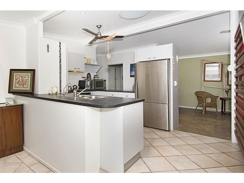 35 Brampton Avenue, Cranbrook QLD 4814