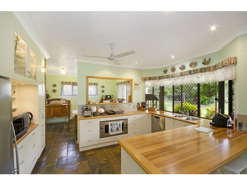 8 Kavenagh Court, Oak Valley QLD 4811