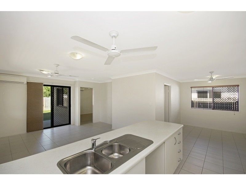 20 Yarra Crescent, Kelso QLD 4815