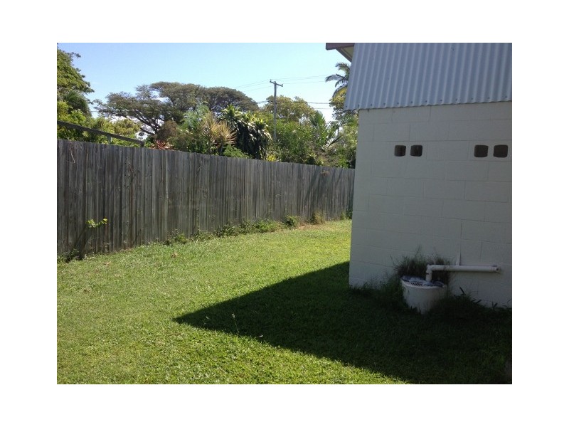 2/40 Thompson Street, Mundingburra QLD 4812